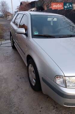 Универсал Skoda Octavia 2003 в 
