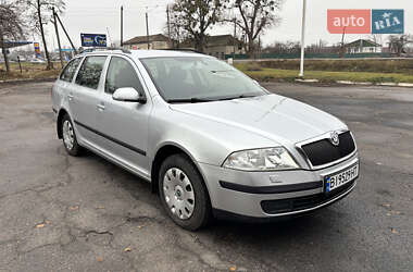 Универсал Skoda Octavia 2008 в Гадяче