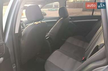 Универсал Skoda Octavia 2012 в 
