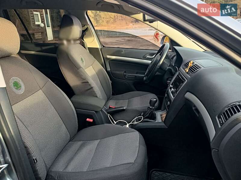 Универсал Skoda Octavia 2012 в Чернигове