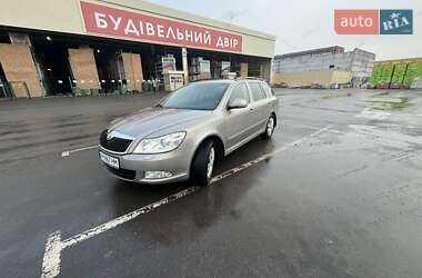 Універсал Skoda Octavia 2009 в Житомирі