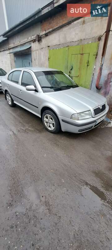 Лифтбек Skoda Octavia 2003 в Белой Церкви