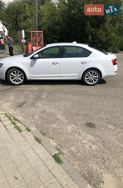 Лифтбек Skoda Octavia 2016 в 