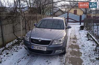 Універсал Skoda Octavia 2012 в Мостиській