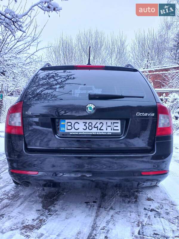Універсал Skoda Octavia 2012 в Львові