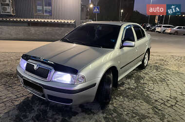 Ліфтбек Skoda Octavia 2005 в 