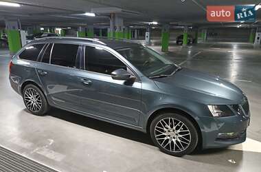 Универсал Skoda Octavia 2018 в Львове