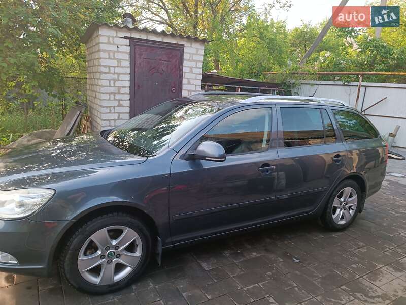 Универсал Skoda Octavia 2010 в Запорожье фото 7 Универсал Skoda Octavia 2010 в Запорожье