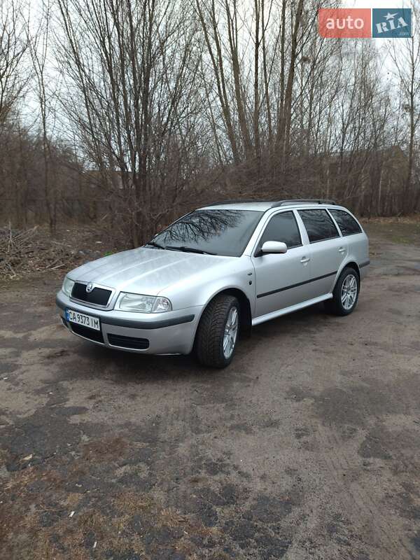 Універсал Skoda Octavia 2002 в Смілі