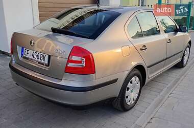 Ліфтбек Skoda Octavia 2012 в Радивиліві