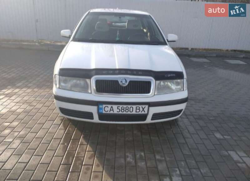 Лифтбек Skoda Octavia 2003 в Черкассах