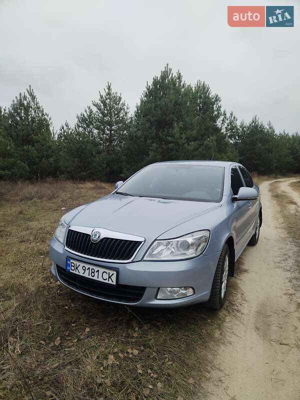 Ліфтбек Skoda Octavia 2010 в Рівному