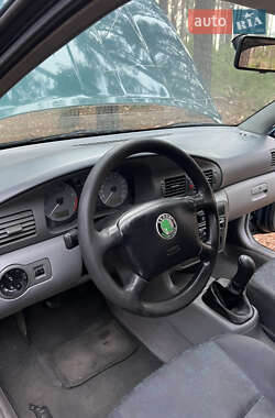 Лифтбек Skoda Octavia 1998 в 
