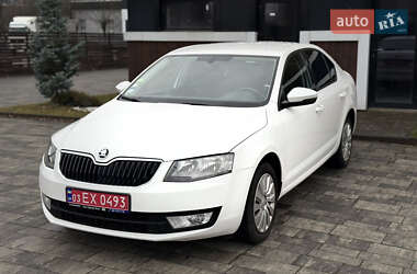 Лифтбек Skoda Octavia 2015 в Тячеве