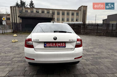 Лифтбек Skoda Octavia 2015 в Тячеве