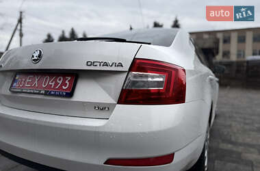 Лифтбек Skoda Octavia 2015 в Тячеве