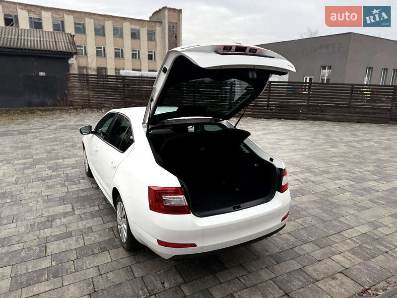 Лифтбек Skoda Octavia 2015 в Тячеве