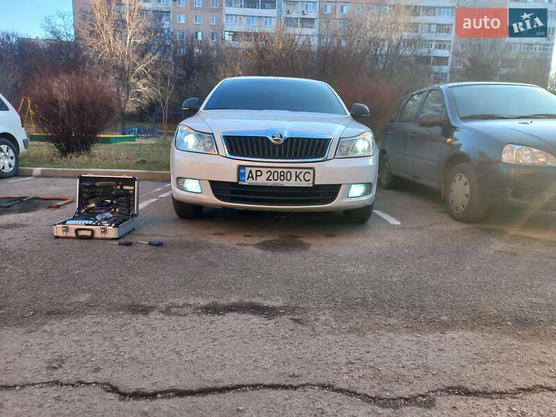 Ліфтбек Skoda Octavia 2010 в Запоріжжі