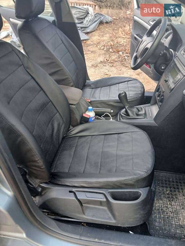 Ліфтбек Skoda Octavia 2004 в Києві