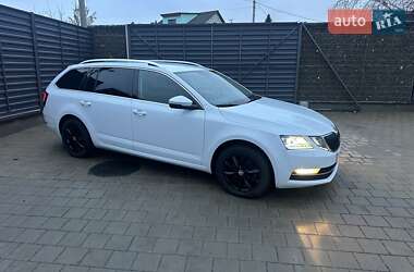 Универсал Skoda Octavia 2020 в Житомире