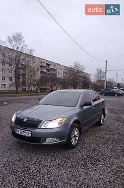 Лифтбек Skoda Octavia 2012 в Староконстантинове