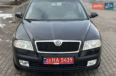 Ліфтбек Skoda Octavia 2008 в Рівному