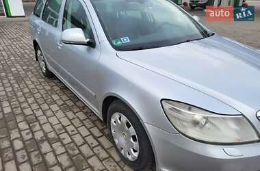 Універсал Skoda Octavia 2012 в Житомирі