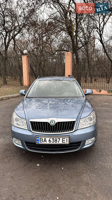Универсал Skoda Octavia 2011 в Кропивницком