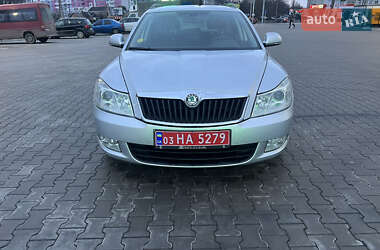 Універсал Skoda Octavia 2013 в Луцьку