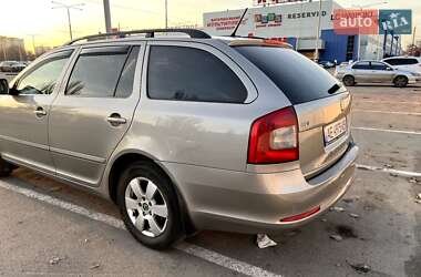 Универсал Skoda Octavia 2012 в 