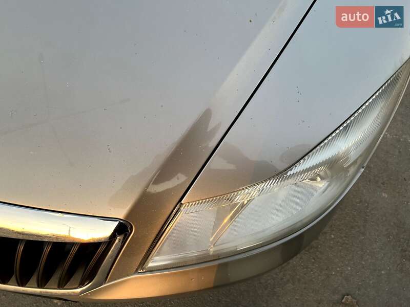 Універсал Skoda Octavia 2012 в Дніпрі