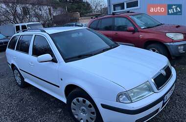 Универсал Skoda Octavia 2009 в Славянске