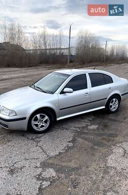 Лифтбек Skoda Octavia 2005 в 