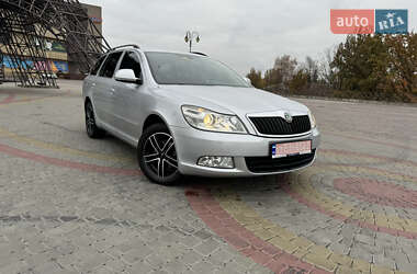 Універсал Skoda Octavia 2010 в Харкові