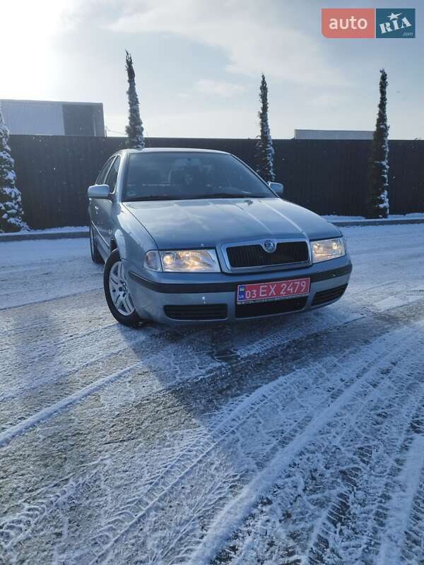 Ліфтбек Skoda Octavia 2002 в Тернополі