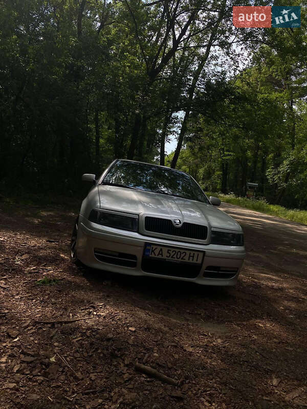 Ліфтбек Skoda Octavia 2001 в Києві