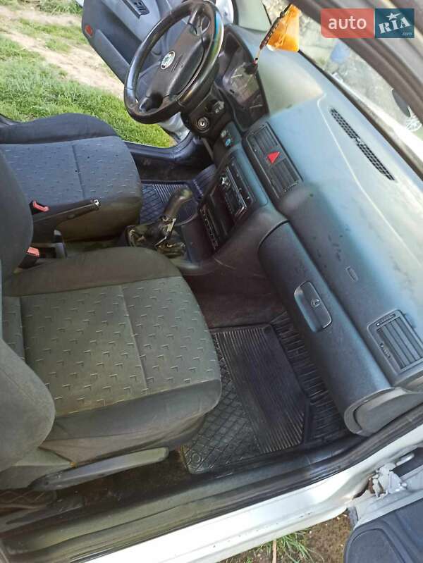 Универсал Skoda Octavia 2007 в Делятине