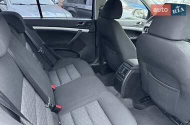 Лифтбек Skoda Octavia 2011 в 