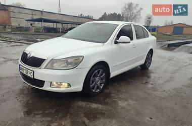 Лифтбек Skoda Octavia 2011 в Ромнах