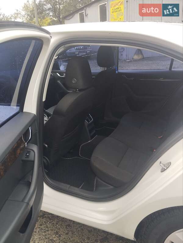 Ліфтбек Skoda Octavia 2013 в Запоріжжі