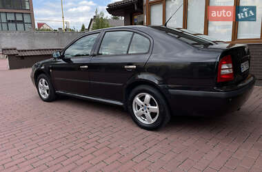 Ліфтбек Skoda Octavia 2004 в Рівному