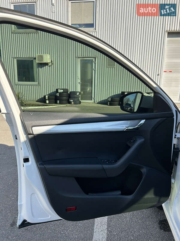 Лифтбек Skoda Octavia 2013 в Одессе