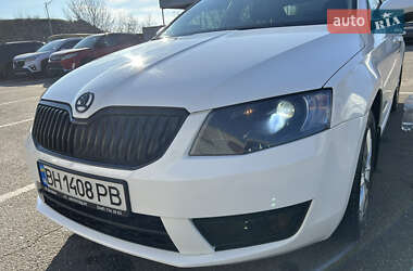 Лифтбек Skoda Octavia 2013 в 