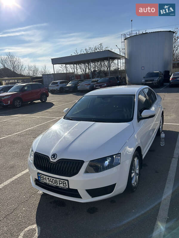 Лифтбек Skoda Octavia 2013 в Одессе