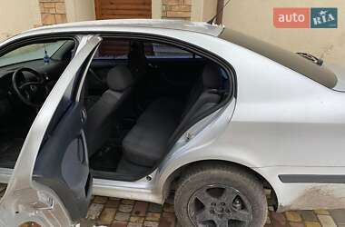 Лифтбек Skoda Octavia 2004 в 