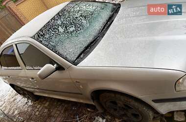 Лифтбек Skoda Octavia 2004 в 
