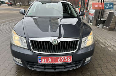 Універсал Skoda Octavia 2010 в Житомирі