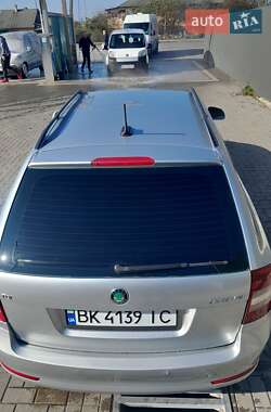 Универсал Skoda Octavia 2012 в 