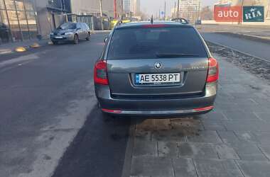 Универсал Skoda Octavia 2011 в 