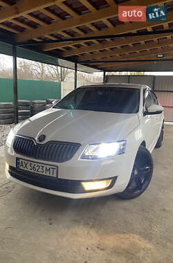 Ліфтбек Skoda Octavia 2015 в Валках